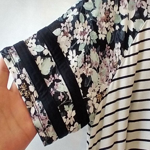 Maurices Tee with Flowered Sleeves - Picture 2 of 5